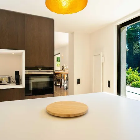 Charming House - Ac - 4br-8p - Daire *